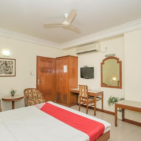 Oyo 579 Hotel Aab Bangalore Eksteriør bilde