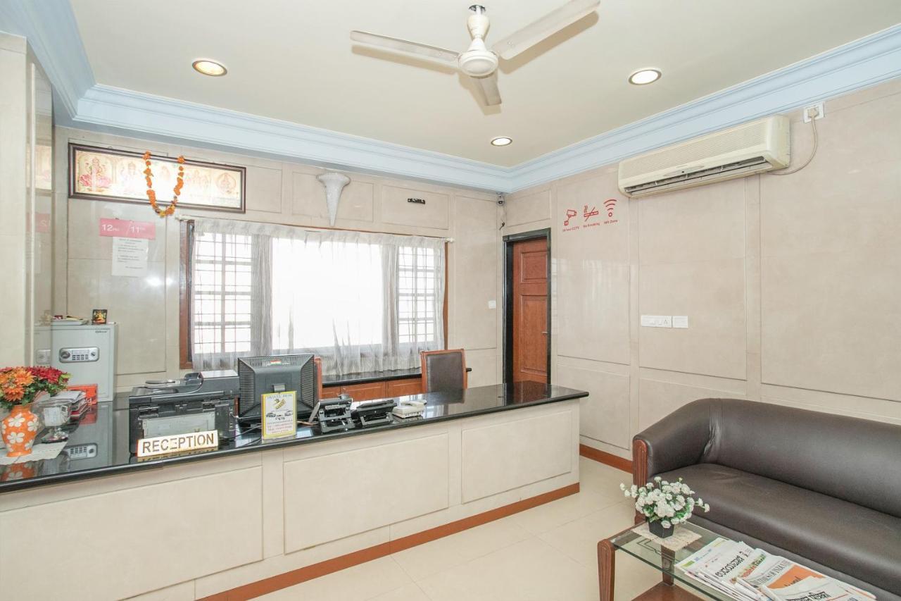 Oyo 579 Hotel Aab Bangalore Eksteriør bilde