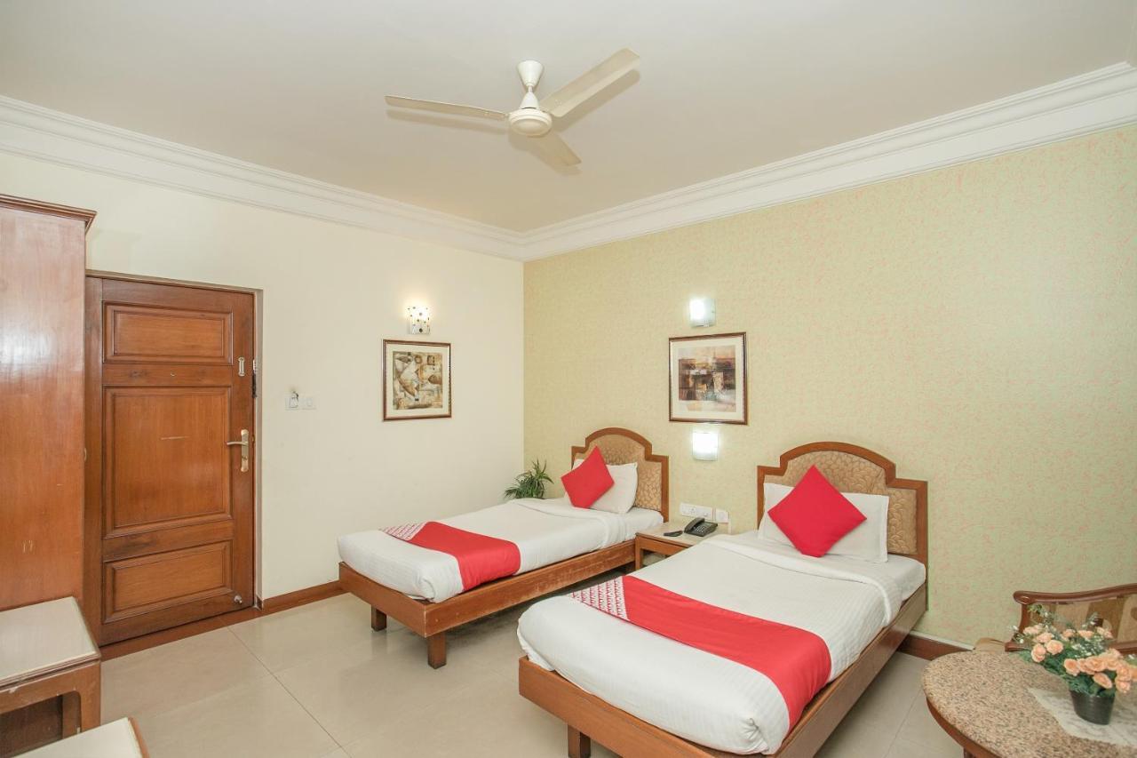 Oyo 579 Hotel Aab Bangalore Eksteriør bilde