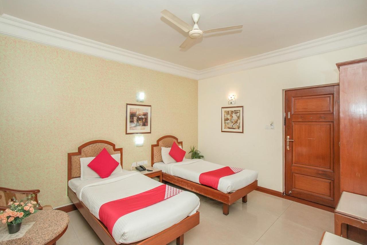 Oyo 579 Hotel Aab Bangalore Eksteriør bilde