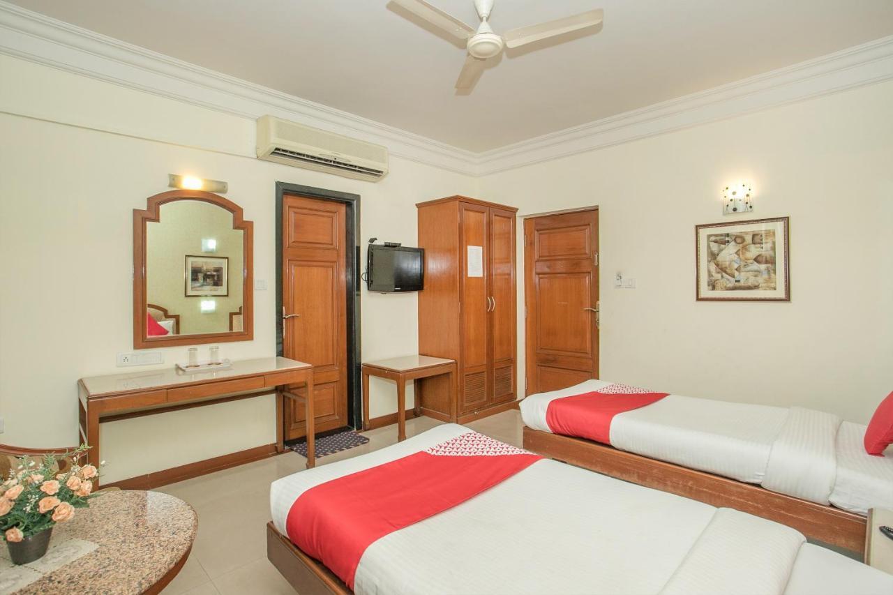 Oyo 579 Hotel Aab Bangalore Eksteriør bilde