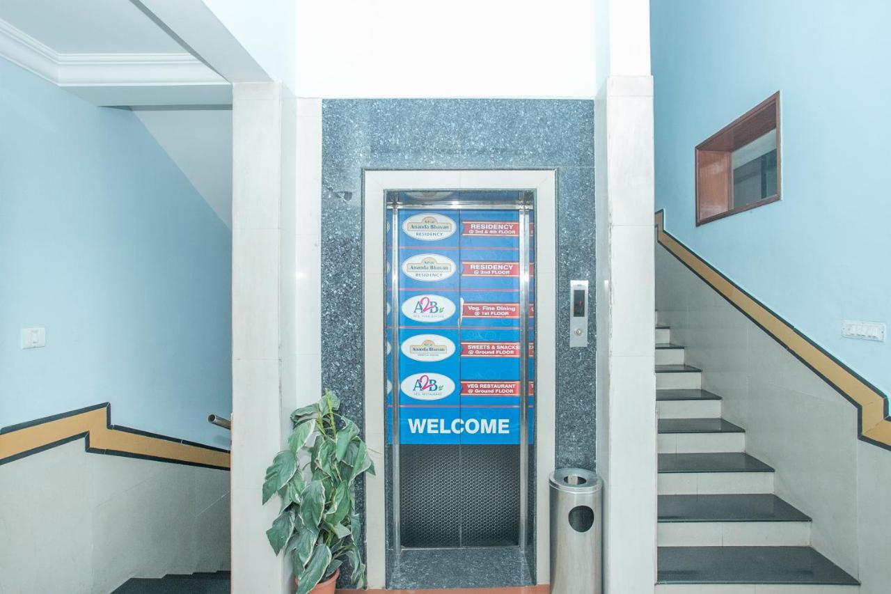 Oyo 579 Hotel Aab Bangalore Eksteriør bilde