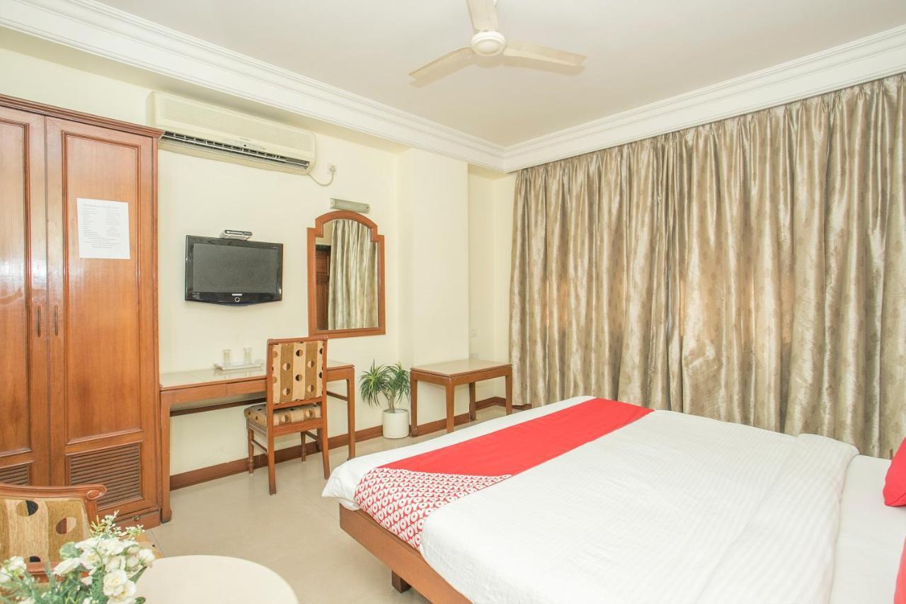 Oyo 579 Hotel Aab Bangalore Eksteriør bilde