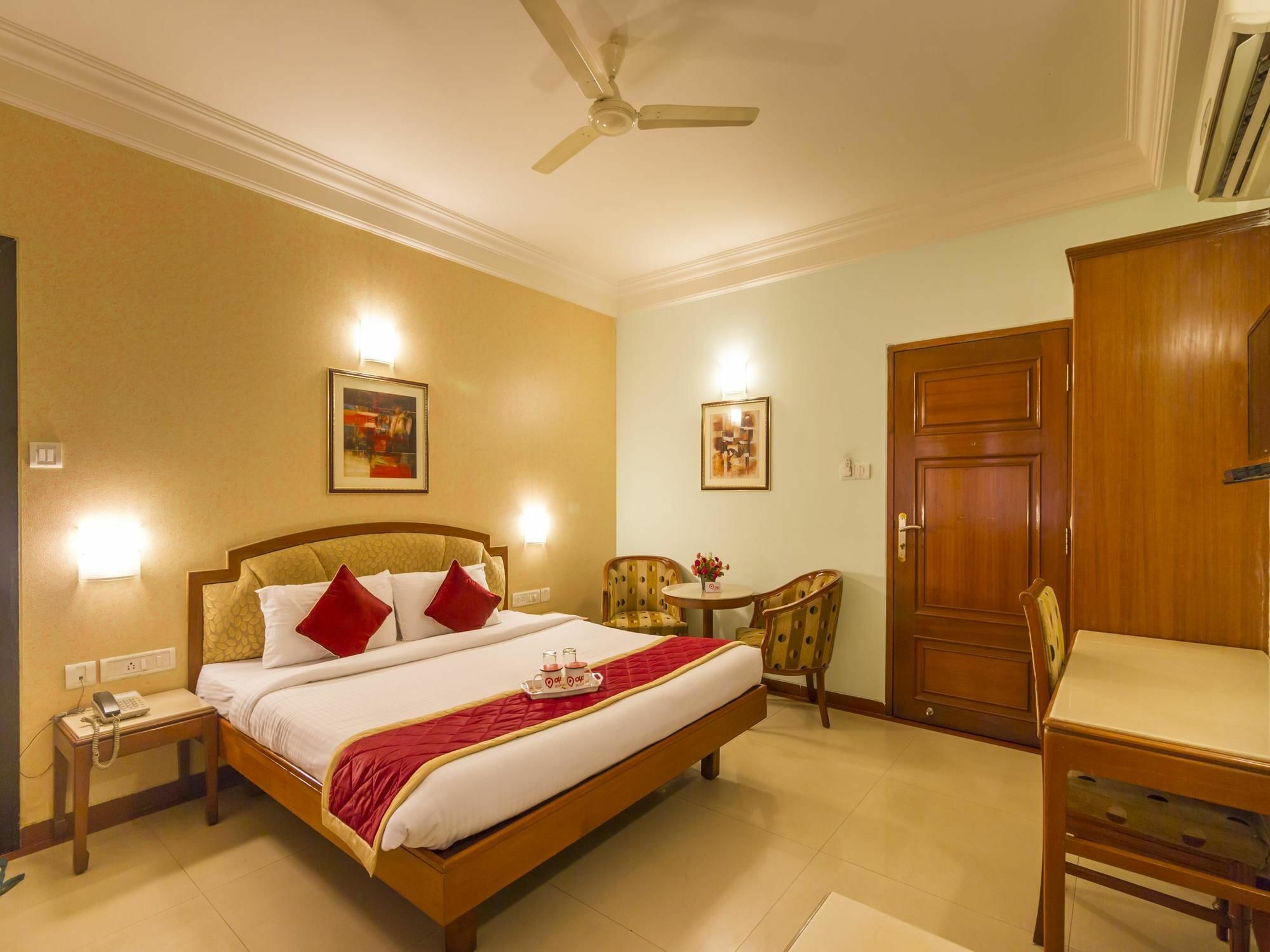 Oyo 579 Hotel Aab Bangalore Eksteriør bilde